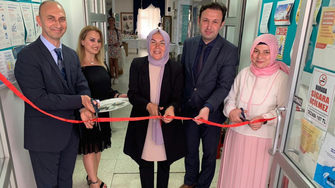 Şişli Borsa İstanbul Halk Eğitimi Merkezi tarafından Hayat Boyu Öğrenme Haftası Kutlamaları kapsamında Şenlik düzenlendi.