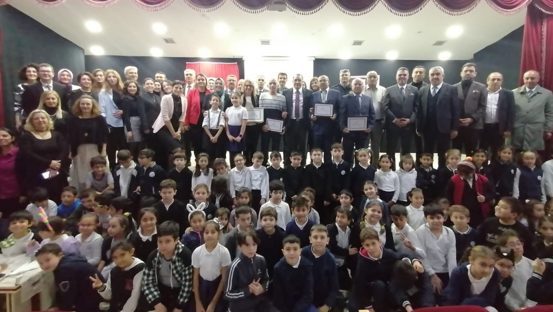 24 Kasım Öğretmenler Günü Programı İlçemiz Feriköy Necdet Kotil ilkokulunda gerçekleştirildi. 